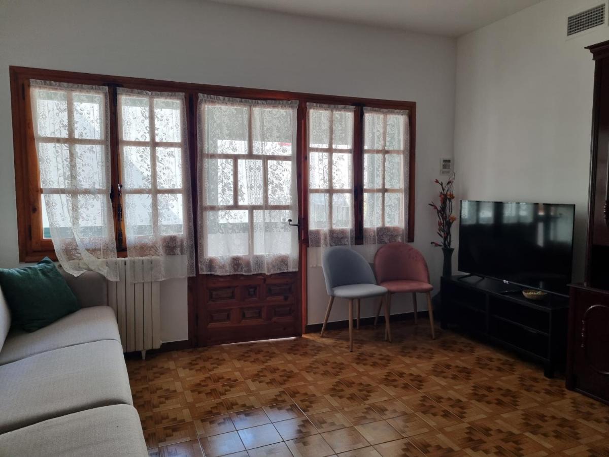 Вилла Casa La Plazuelilla Чинчон Экстерьер фото